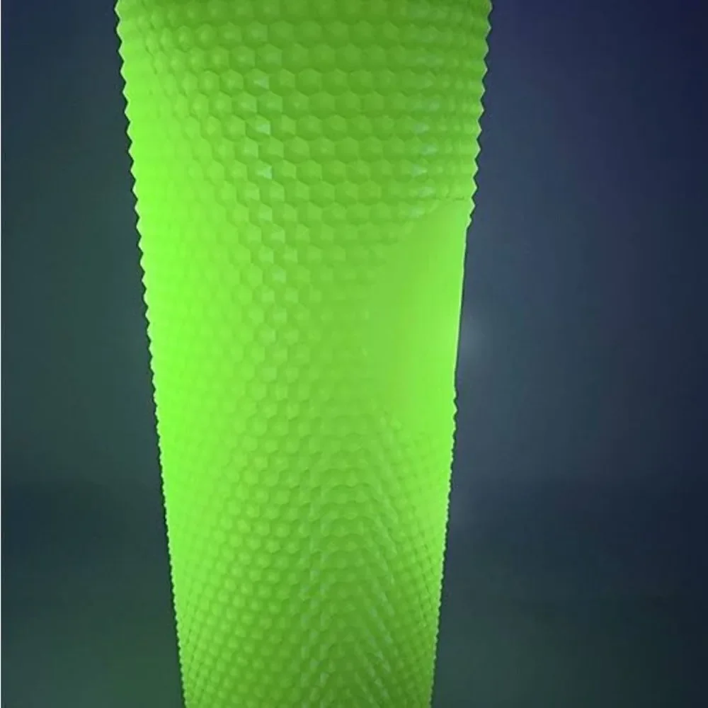 starbucks glow in the dark cup